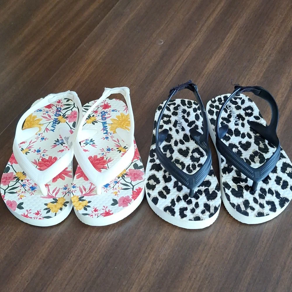 Old Navy Toddler Flip Flops